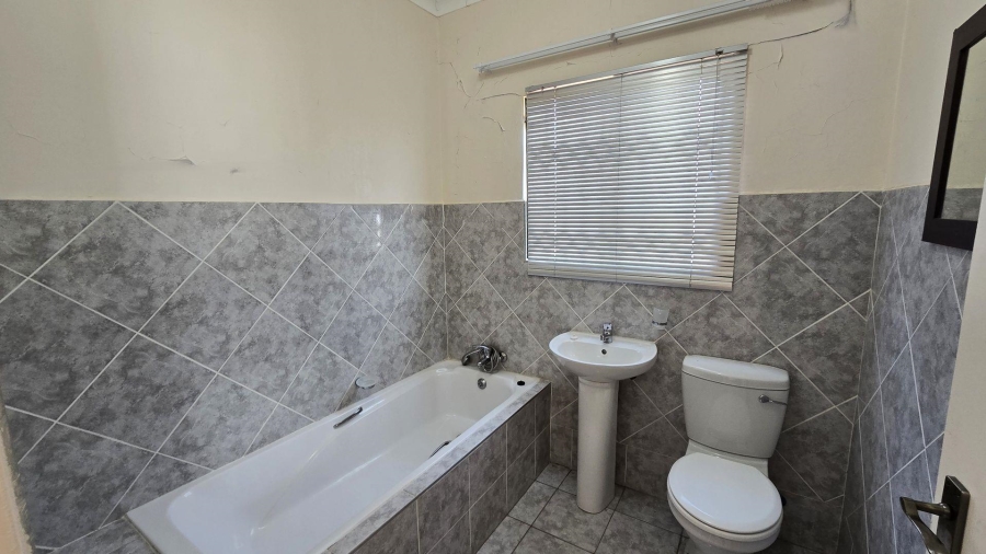 3 Bedroom Property for Sale in Mandela View Free State